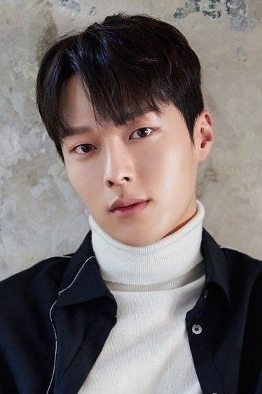 Jang Ki Yong – Biography, Age, Korean Dramas & Movies