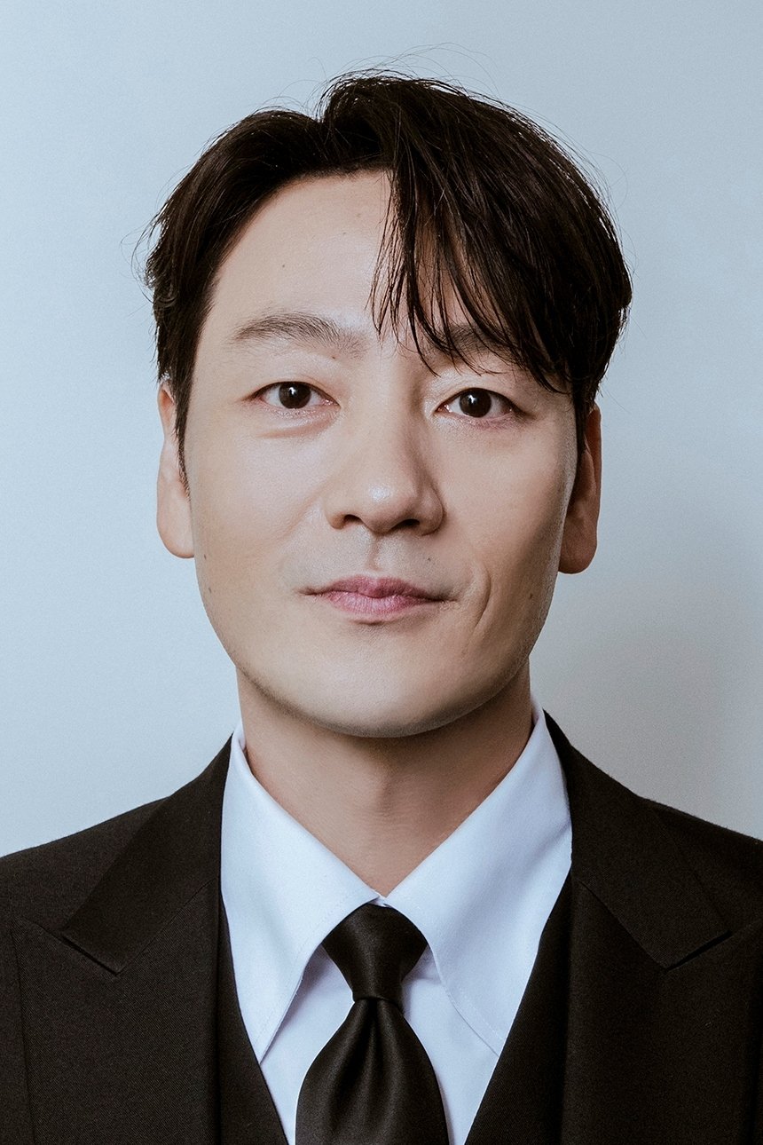 Park Hae Soo – Biography, Age, Korean Dramas & Movies