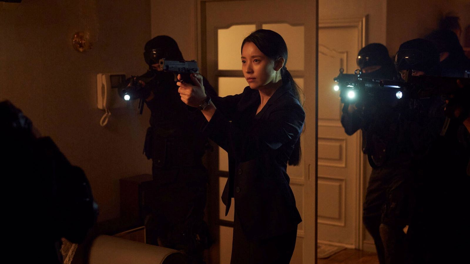 Moving (2023)