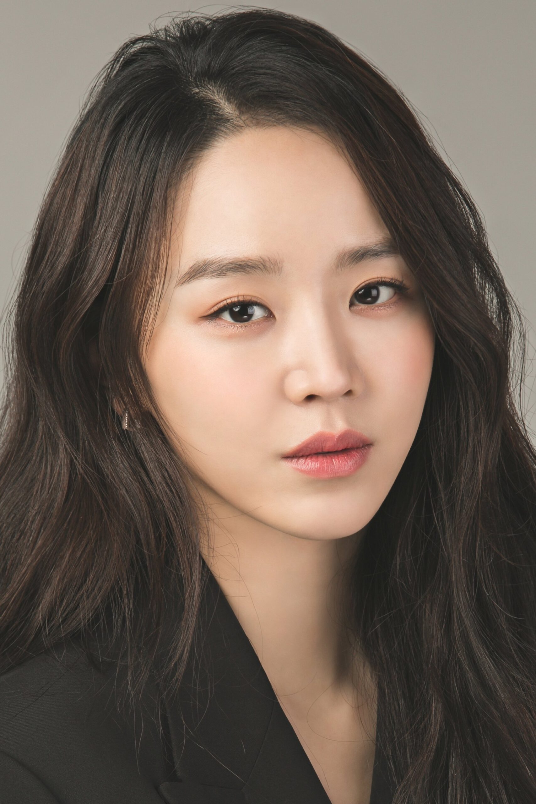 Shin Hye Sun – Biography, Age, Korean Dramas & Movies