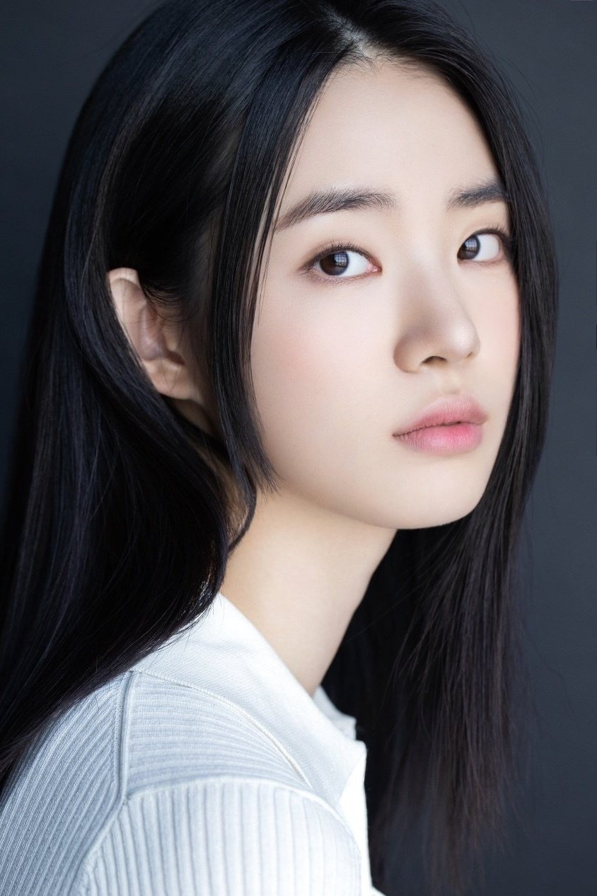 Shin Sia – Biography, Age, Korean Dramas & Movies