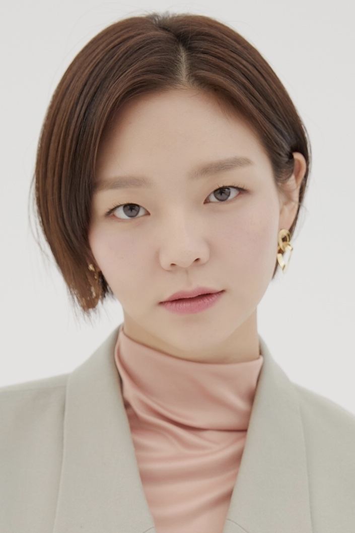 Esom – Biography, Age, Korean Dramas & Movies