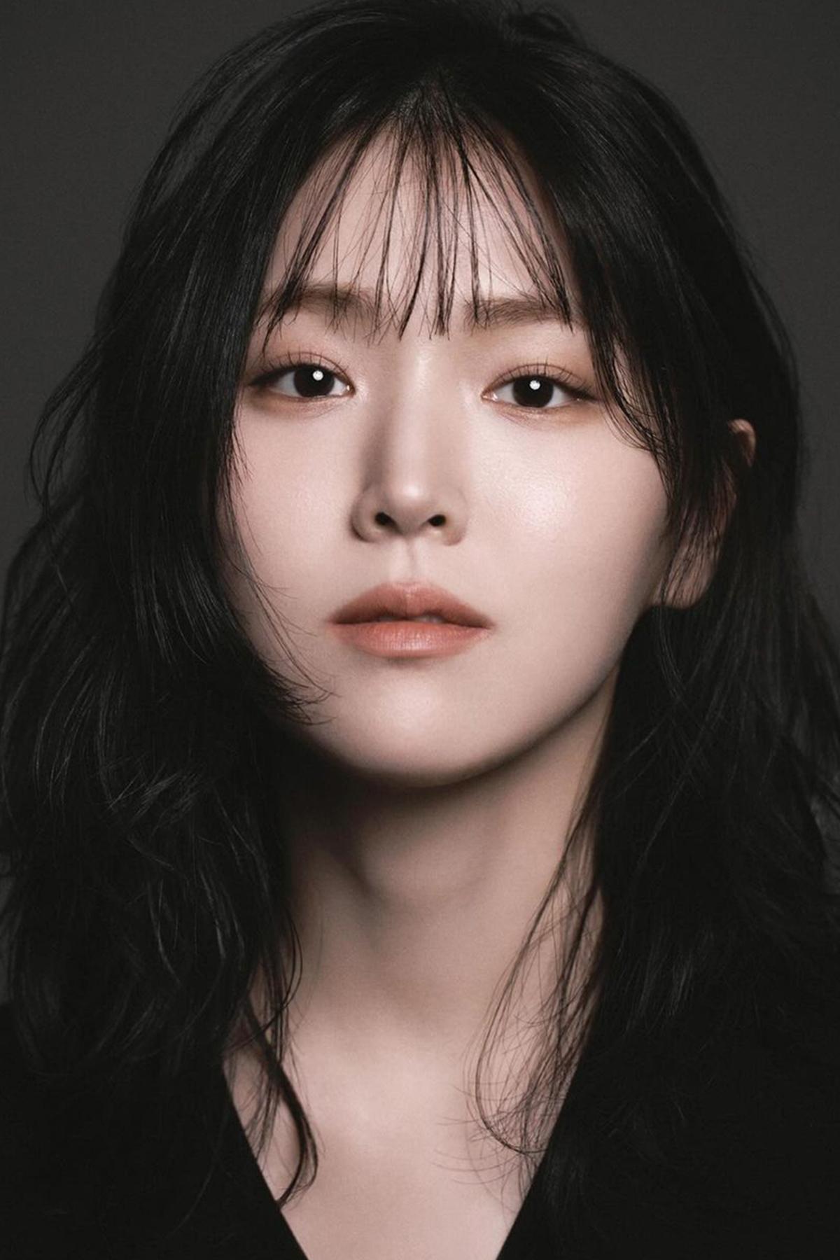 Kim Ji Eun – Biography, Age, Korean Dramas & Movies