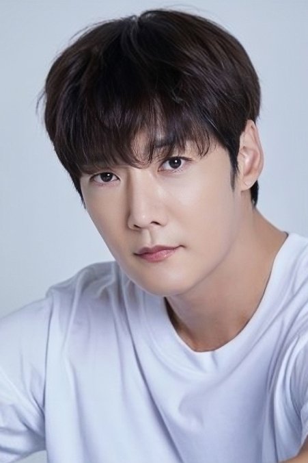 Choi Jin Hyuk – Biography, Age, Korean Dramas & Movies