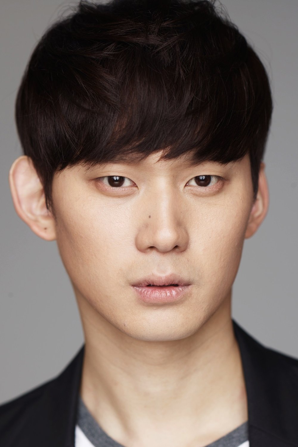 Kwon Soo Hyun – Biography, Age, Korean Dramas & Movies