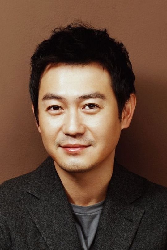 Park Yong Woo – Biography, Age, Korean Dramas & Movies