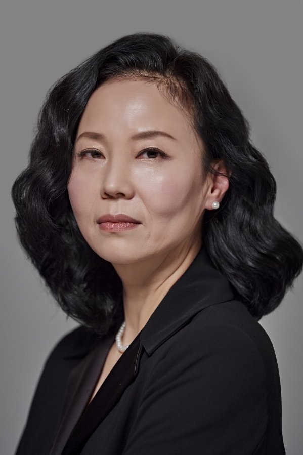 Oh Min Ae – Biography, Age, Korean Dramas & Movies