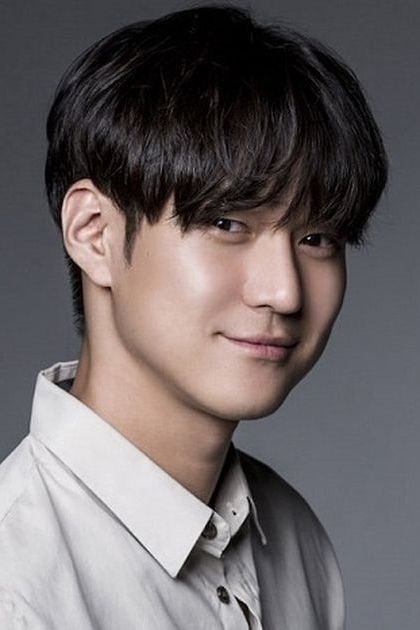 Go Kyung Pyo – Biography, Age, Korean Dramas & Movies