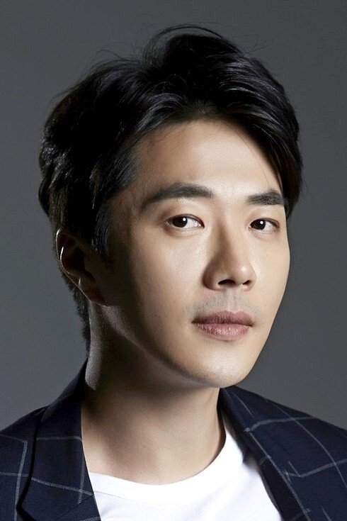 Kwon Sang Woo – Biography, Age, Korean Dramas & Movies