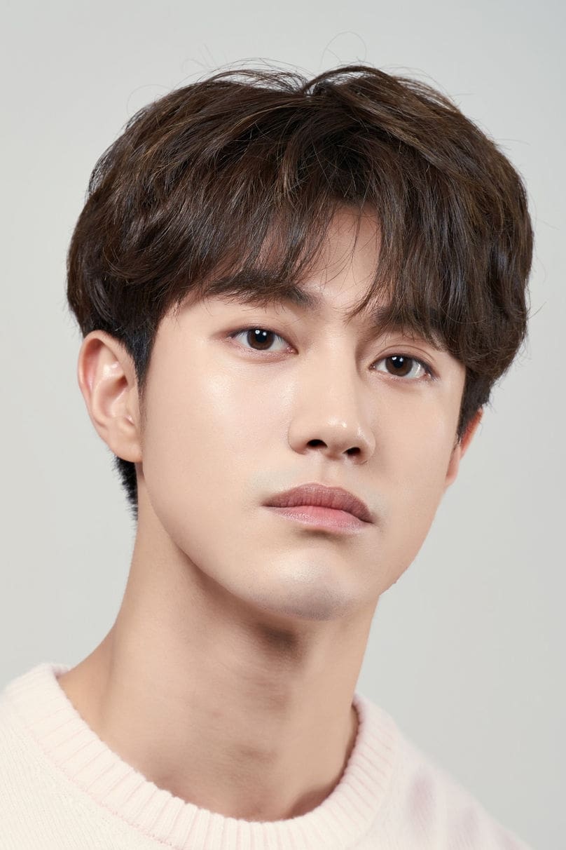 Kwak Dong Yeon – Biography, Age, Korean Dramas & Movies